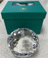 4" Crystal Apple Paperweight