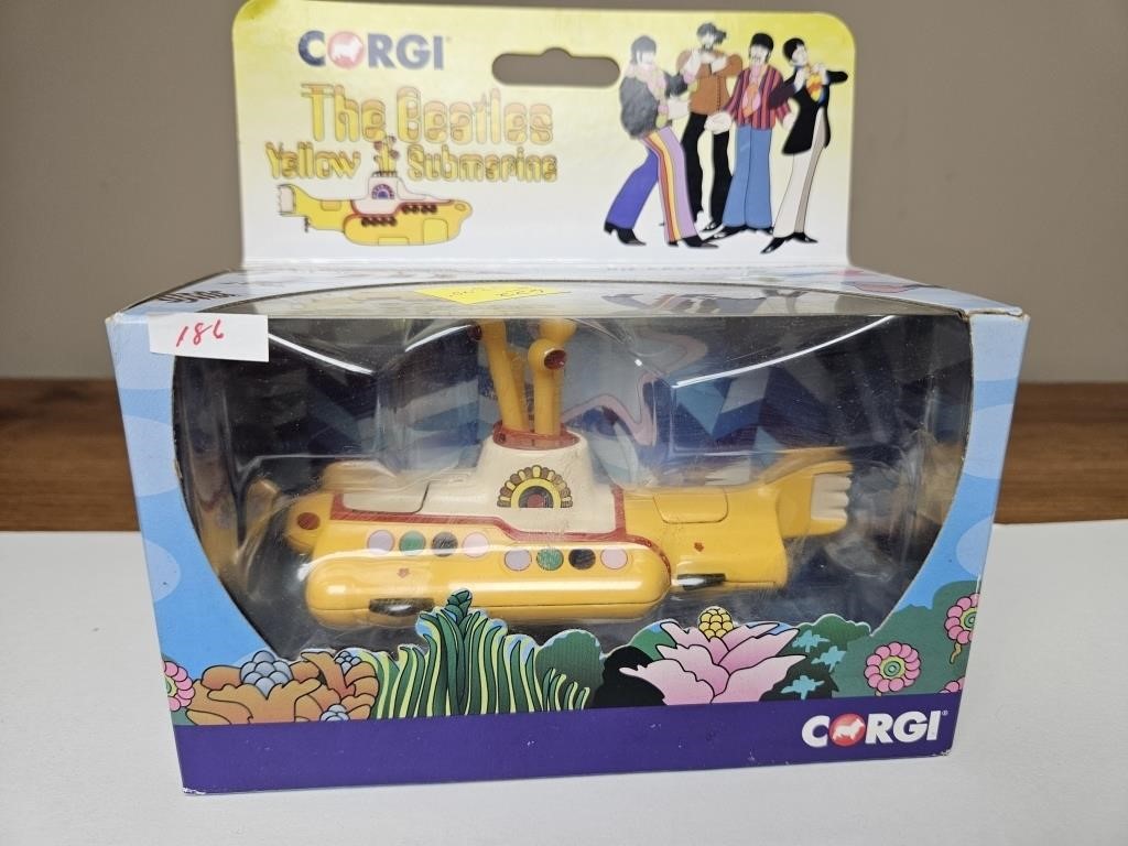 CORGI THE BEATLES YELLOW SUBMARIE DIE CAST