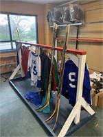 Re Photo - Correction - group of hockey sticks,