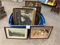VINTAGE PICTURE FRAMES - SOME W/ PICTURES