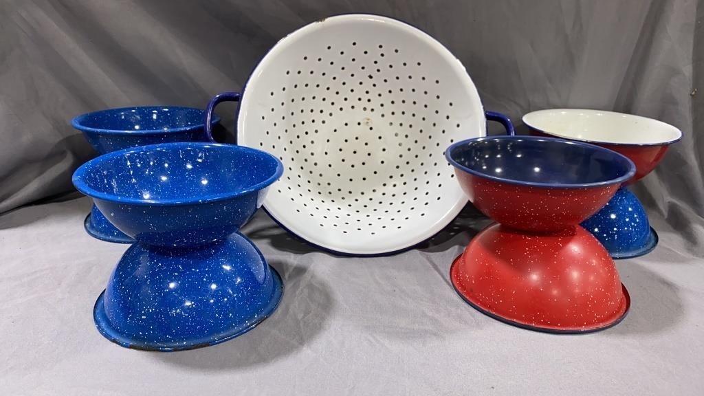 Vtg Enamel Colander & Bowls