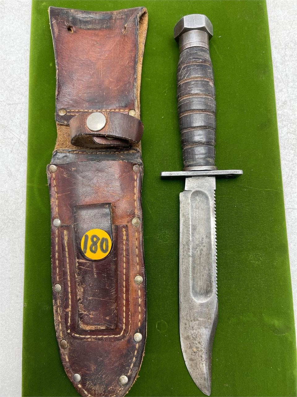 VIETNAM ERA CAMILLUS SURVIVAL KNIFE W/ SHEATH