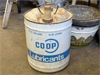 Coop Lubricants Can