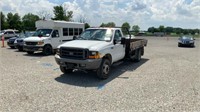 1999 Ford F450 SD Stake Bed Flatbed Truck,