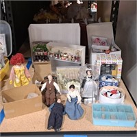 Doll House Decor/ Miniatures & Dolls