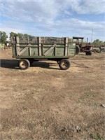 Hydraulic dump wagon