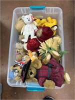 Tote of stuffed animals -mostly Ty