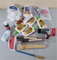 Arts and crafts supplies
