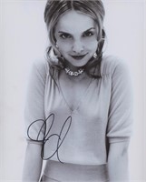 Mena Suvari signed photo