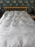 French Provencial Bed w/New Serta Mattress (Full)