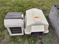Small Dog House and Plastic Feeder