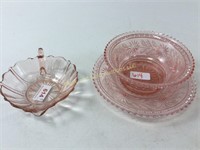 Pink Depression glass dishes