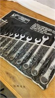 Combination wrench set. Metric.