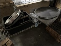 Various Size Bussing/Server Trays