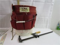 Tool Bucket & Clamp - Pick up only