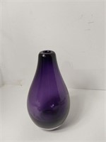 Heavy Amethyst Handblown Glass Vase U16A.