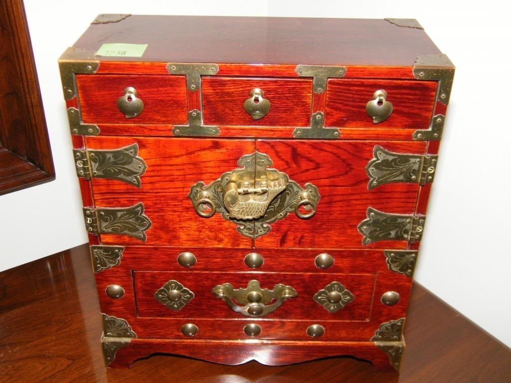 CHINESE INFLUENCE JEWELRY CHEST WITH KEY