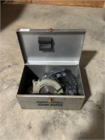 PORTER CABLE CIRCULAR SAW IN CASE