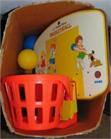 TOY BASKETBALL GAME / BR2