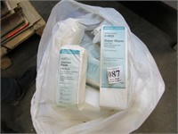 22 new packages cotton wipes in bags