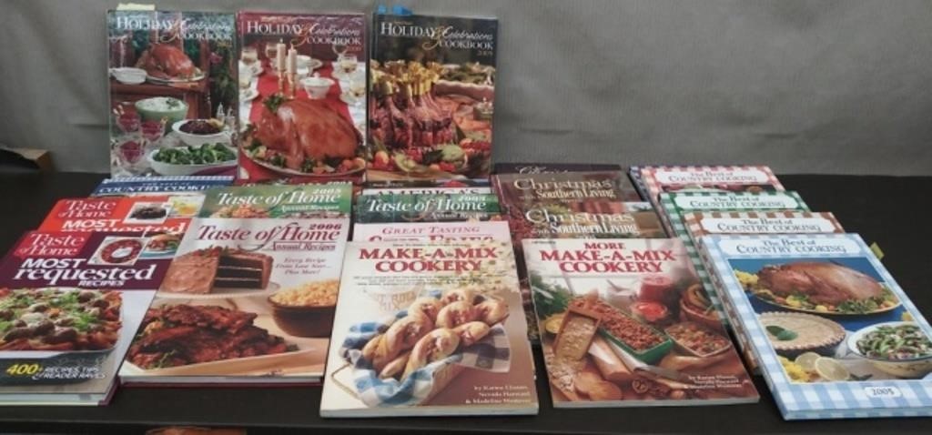 Box 22 Cookbooks-Taste of Home, Southern Living,