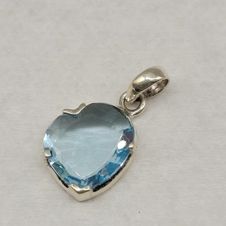 AQUAMARINE 925 SILVER PENDANT