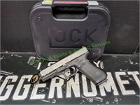 Glock 22Gen5 40 S&W Pistol