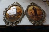 Set of 2 Pictures with Oval Glass