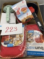 Kitchen lot; measuring cups & more