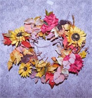 Autumn / fall artificial flowers - Fall wreath,