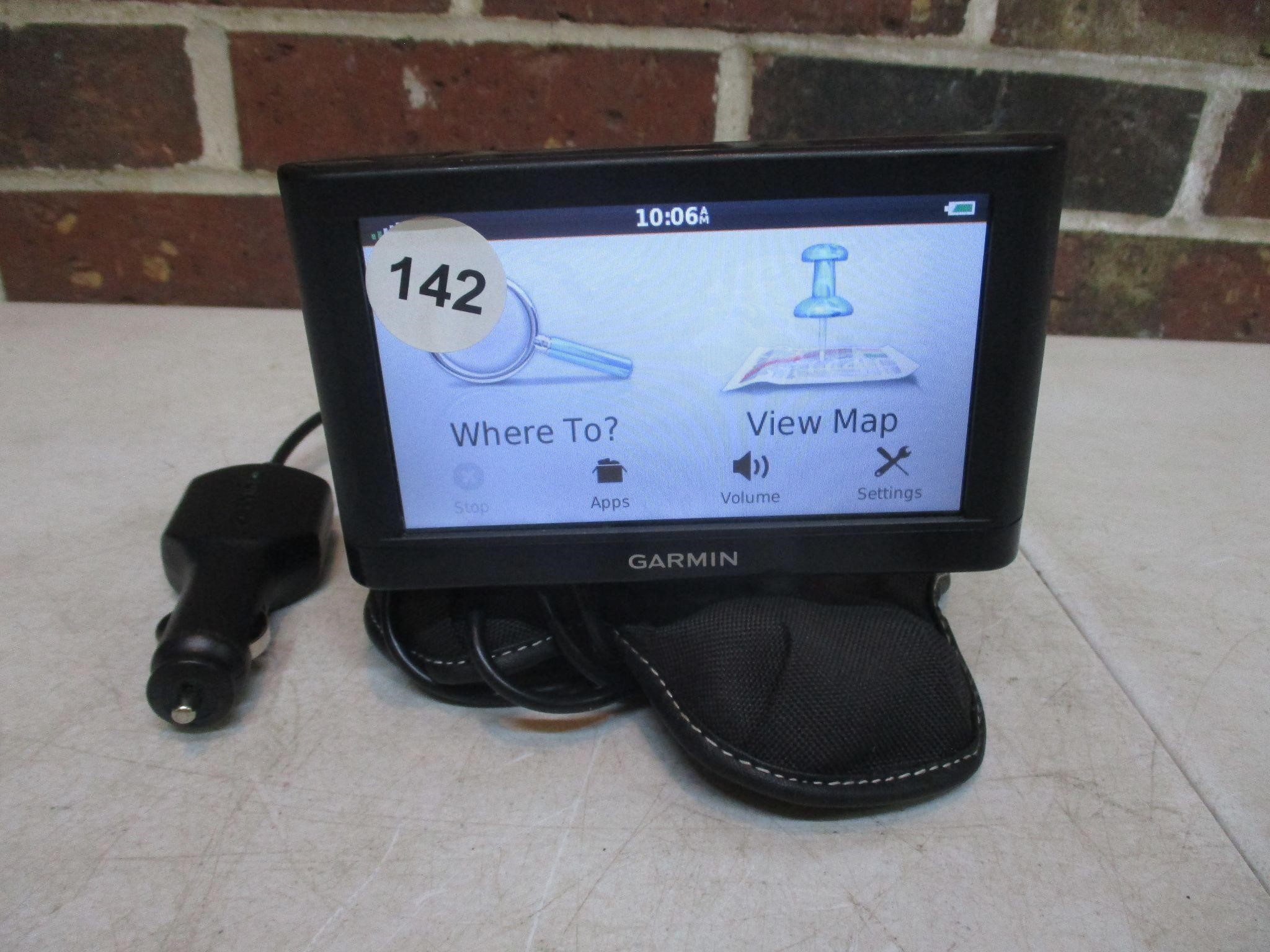 Garmin GPS with Charger & Bean Bag Holder