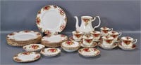 Royal Albert 'Old Country Roses' Pieces