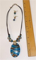 Murano Art Glass Pendant Necklace & Earrings Set