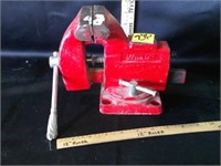 4" JAW BENCH VISE