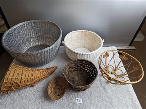Lot of 6 Baskets- Various Sizes and Types