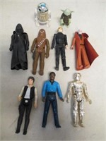 Lot of Vintage Star Wars Action Figures - R2D2,