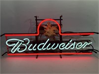 Budweiser Light up Bar Sign. Working Condition