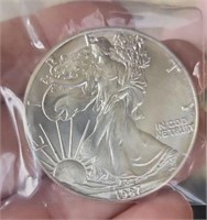 1987 1 ounce fine silver 1 dollar silver eagle