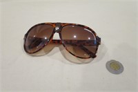 Lunettes de soleil Carrera, made in Italy