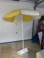 Vinyl patio umbrella