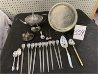 SILVERPLATED CUTLERY LOT