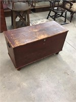 Early blanket chest with till