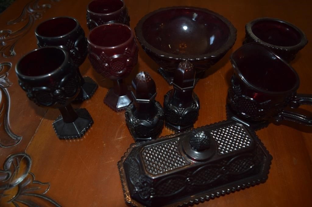 10 pcs Red Avon Glassware Set