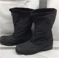 D3) 9M TOTES WOMENS BLACK ZIP UP BOOTS