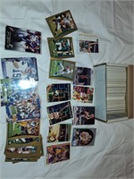 OLD MIX OF SPORTS COLLECTABLE CARDS