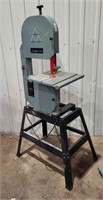 Delta 12" Bandsaw In Good Working Order