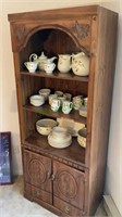 Wooden shelf and display unit measures 75 x 30 x