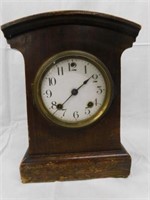 Antique mantle clock, no key, 10.5" H