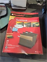 Pendaflex Sure Hook Folders (In Box)