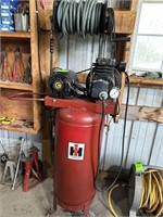 Portable Air Compressor  3/4 HP worked